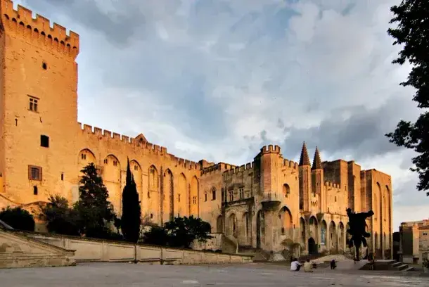 Papežský palác, Avignon